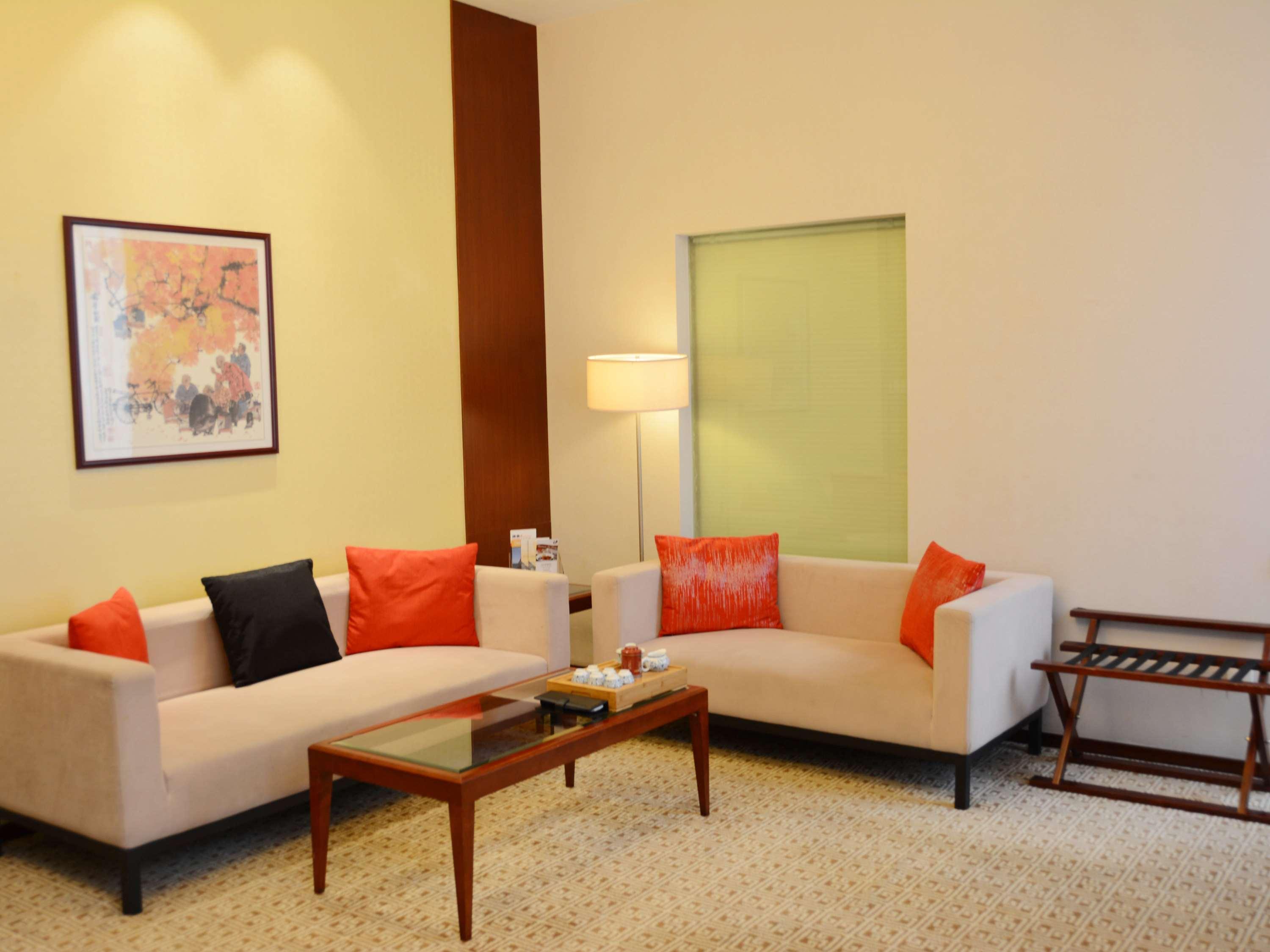 Mercure Downtown